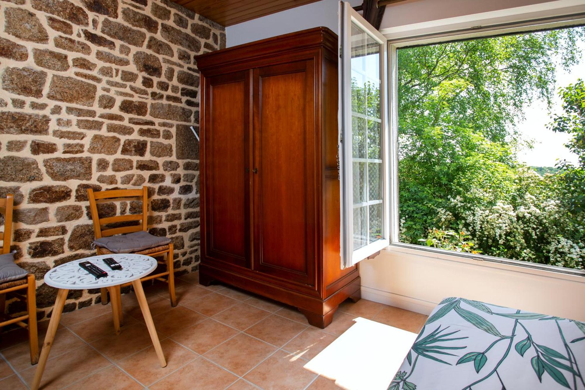 La Mancelliere De Montjoie Chambres D'Hotes Et Gites Saint-Michel-de-Montjoie Esterno foto
